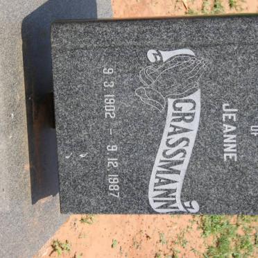 GRASSMANN Jeanne 1902-1987