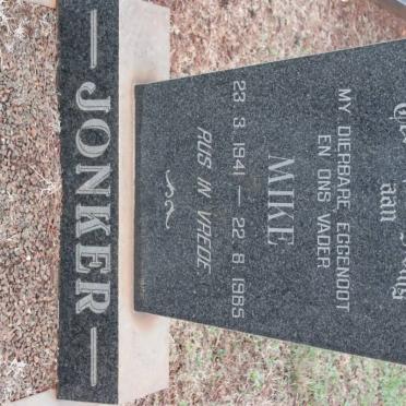 JONKER Mike 1941-1985