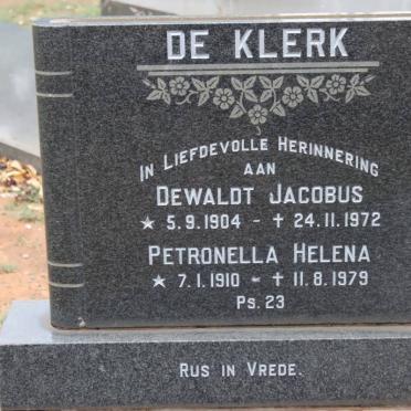 KLERK Dewaldt Jacobus, de 1904-1972 &amp; Petronella Helena 1910-1979