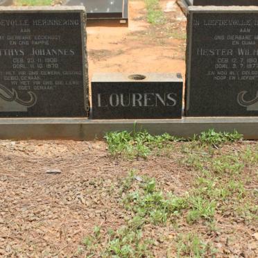 LOURENS Matthys Johannes 1906-1970 &amp; Hester Wilhelmina 1910-1977