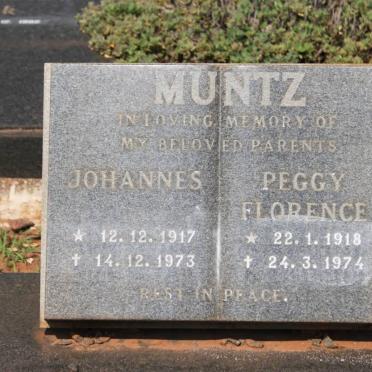 MUNTZ Johannes 1917-1973 &amp; Peggy Florence 1918-1974