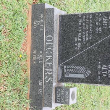 OLCKERS Abrie 1944-1995 &amp; Alta 1947-