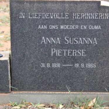 PIETERSE Frederick Petrus Jacobus 1887-1959 &amp; Anna Susanna 1891-1965