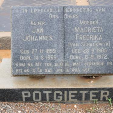 POTGIETER Jan Johannes 1899-1966 &amp; Magrieta Frederika VAN SCHALKWYK 1905-1972