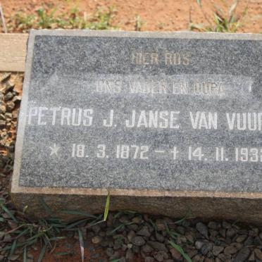 VUUREN Petrus J. Janse van 1872-1932