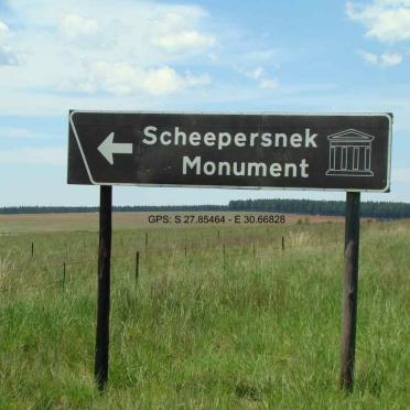 1. Monument road sign/ padteken