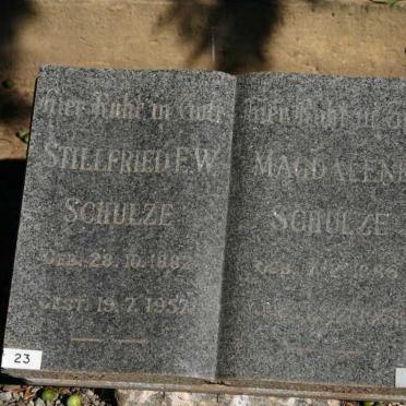 SCHULZE Stillfried F.W. 1882-1957 &amp; Magdalene 1886-