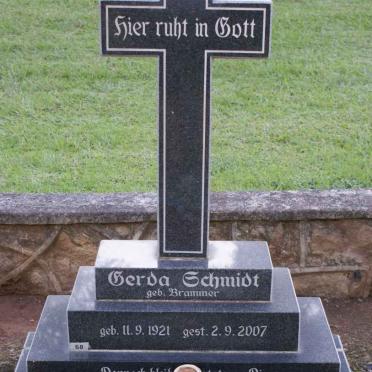 SCHMIDT Gerda nee BRAMMER 1921-2007