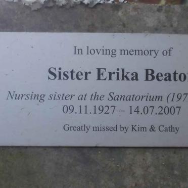 BEATON Erika 1927-2007