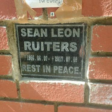 RUITERS Sean Leon 1956-2017