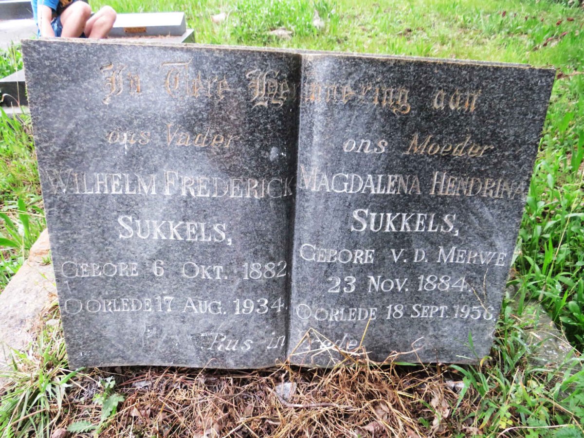 SUKKELS Wilhelm Frederick 1882-1934 &amp; Magdalena Hendrina V.D. MERWE 1884-1956