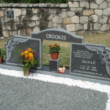 CROOKES Danae 1943-2006