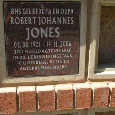 JONES Robert Johannes 1921-2006