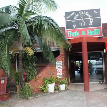 Kwazulu-Natal, St. LUCIA, St. Lucia Ski Boat club, single memorial