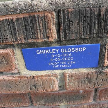 GLOSSOP Sandy 1924-2002 :: GLOSSOP Shirley 1926-2000 :: GLOSSOP Trevor 1958-2000 