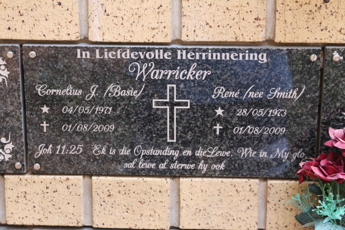 WARRICKER Cornelius J. 1971-2009 &amp; Rene SMITH 1973-2009