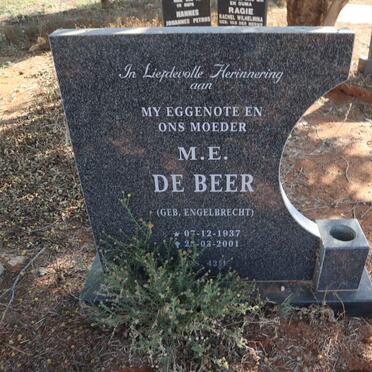 BEER M.E., de nee ENGELBRECHT 1937-2001