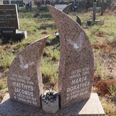 LUBBE Matthys Jacobus 1933-2002 & Maria Dorathea 1934-2007