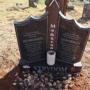 STRYDOM Heila Maria Magaritha 1938-2005 :: STRYDOM Lucas Cornelius 1968-2011