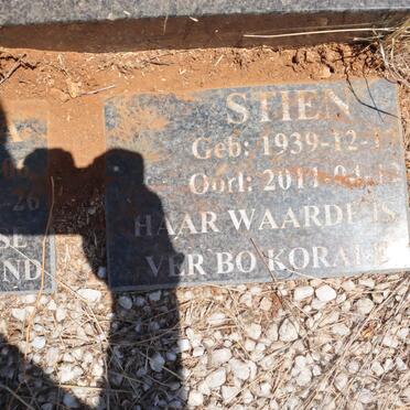 SNYMAN Thinus 1964-1995 :: SNYMAN Sandra 1967-2010 :: SNYMAN Stien 1939-2011_3