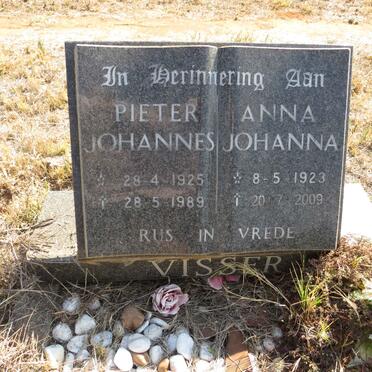 VISSER Pieter Johannes 1925-1989 & Anna Johanna 1923-2009
