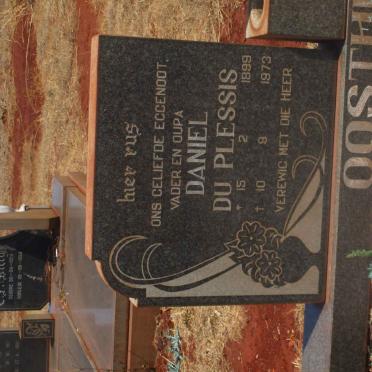 OOSTHUYSEN Daniel du Plessis 1899-1973 &amp; Emily Kathleen 1907-2000