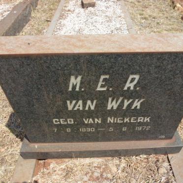 WYK M.E.R., van nee VAN NIEKERK 1890-1972