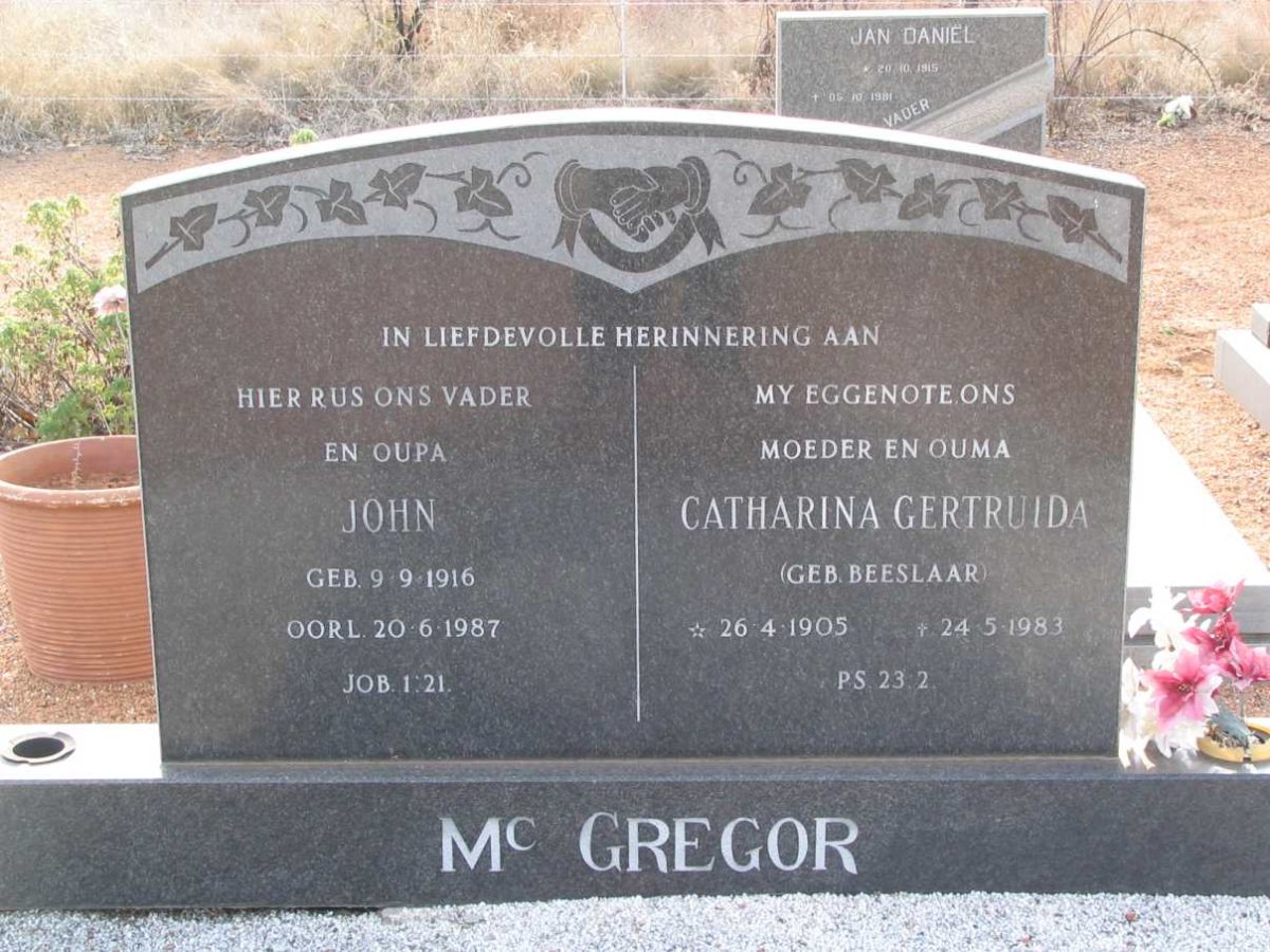 McGREGOR John 1916-1987 &amp; Catharina Gertruida BEESLAAR 1905-1983