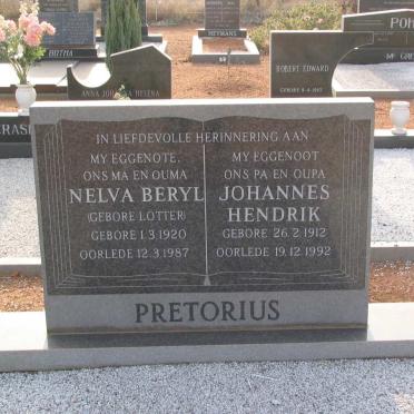 PRETORIUS Johannes Hendrik 1912-1992 &amp; Nelva Beryl LOTTER 1920-1987
