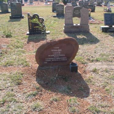 VOSLOO Natie 1966-2003