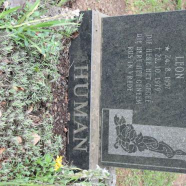 HUMAN Leon 1957-1979