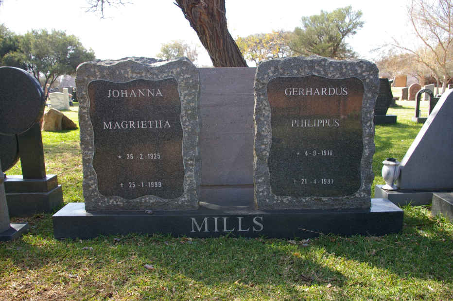 MILLS Gerhardus Philippus 1918-1997 &amp; Johanna Magrietha 1925-1999