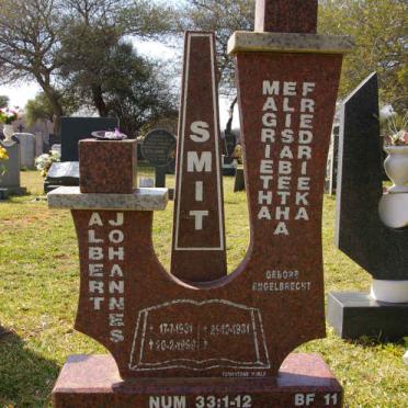 SMIT Albert Johannes 1931-1999 &amp; Magrietha Elisabetha Fredrieka ENGELBRECHT 1931-