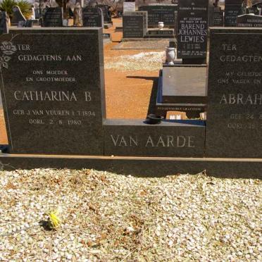 AARDE Abraham, van 1886-1979 &amp; Catharina B. J. VAN VUUREN 1894-1980
