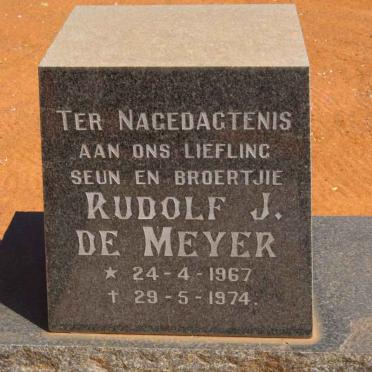 MEYER Rudolf J., de 1967-1974