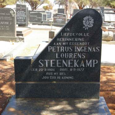 STEENEKAMP Petrus Ingenas Lourens 1908-1977