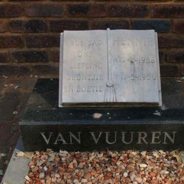 VUUREN Hennie, van 1956-1956