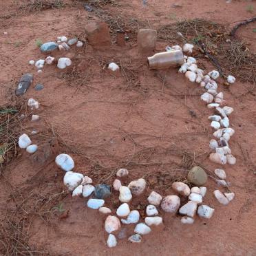 Limpopo, LEPHALALE district, Hanover 555_4, farm cemetery