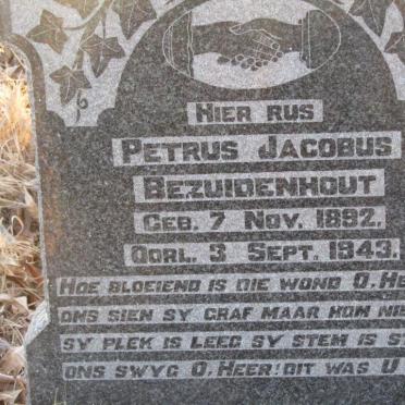 Limpopo, LETABA 1 district, Mooketsi, Vlaksloot 364, farm cemetery