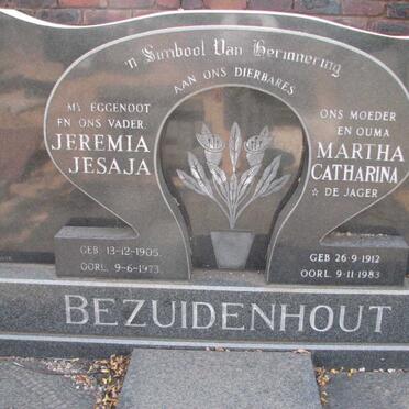 BEZUIDENHOUT Jeremia Jesaja 1905-1973 &amp; Martha Catharina DE JAGER 1912-1983