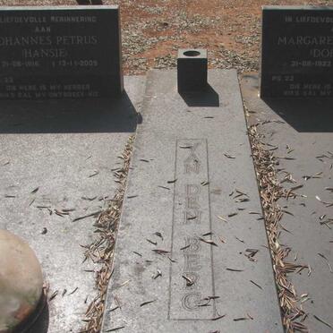 BERG Johannes Petrus, van den 1915-2005 &amp; Margaretha Maria 1922-1996