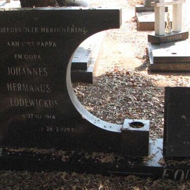 FOURIE Johannes Hermanus Lodewickus 1914-1983 &amp; Ida KOELEMAN 1912-1977