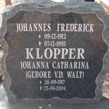 KLOPPER Johannes Frederick 1912-1995 &amp; Johanna Catharina V.D. WALT 1917-2004