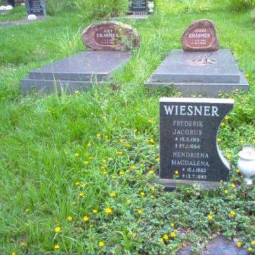 W - Surnames :: Vanne - W