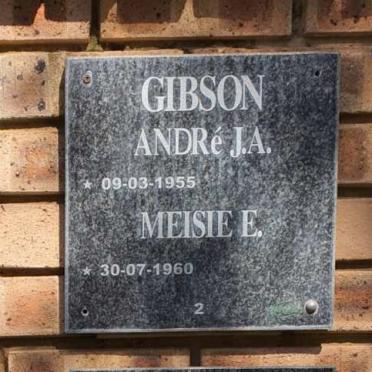 GIBSON Andre J.A. 1955- &amp; Meisie E. 1960-