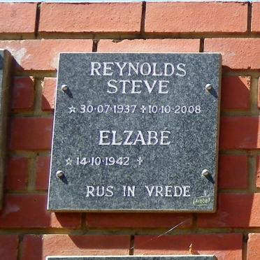 REYNOLDS Steve 1937-2008 &amp; Elzabé 1942-