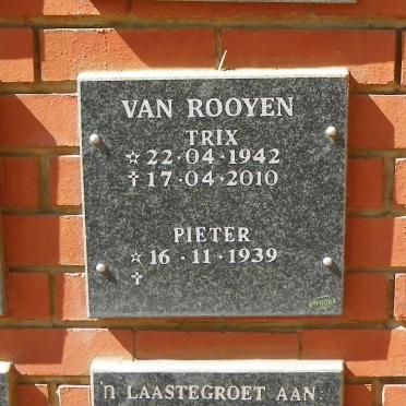 ROOYEN Pieter, van 1939- &amp; Trix 1942-2010