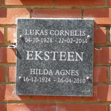 EKSTEEN Lukas Cornelis 1928-2014 &amp; Hilda Agnes 1924-2010