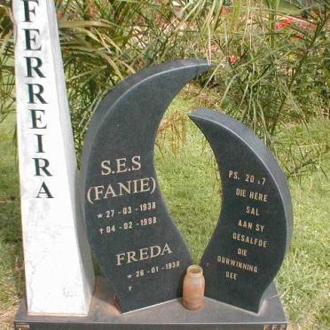 F - Vanne :: Surnames - F
