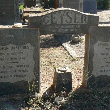GEYSER Hendrik Josephus 1872-1954 &amp; Maria Magdalena PIENAAR 1878-1953